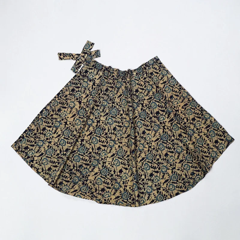 2024-372-1-13-hand-batik-printed-cotton-wrap-around-skirt-13