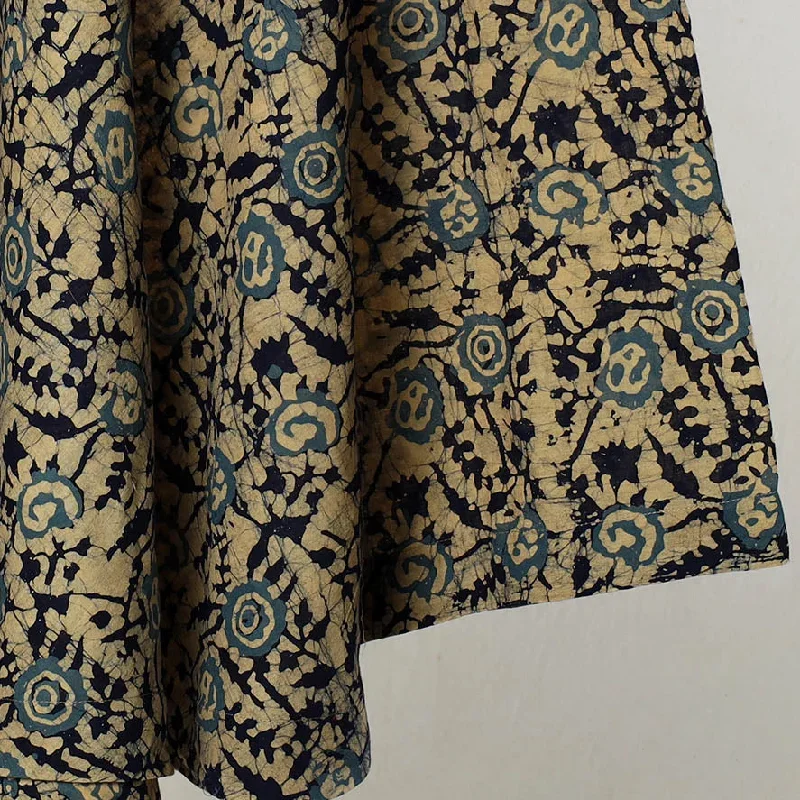 2024-372-1-13-hand-batik-printed-cotton-wrap-around-skirt-13