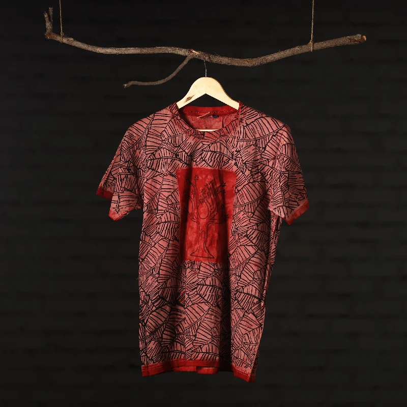 Red - Bindaas Natural Dyed Art Block Print Round Neck T-shirt in Pure Cotton