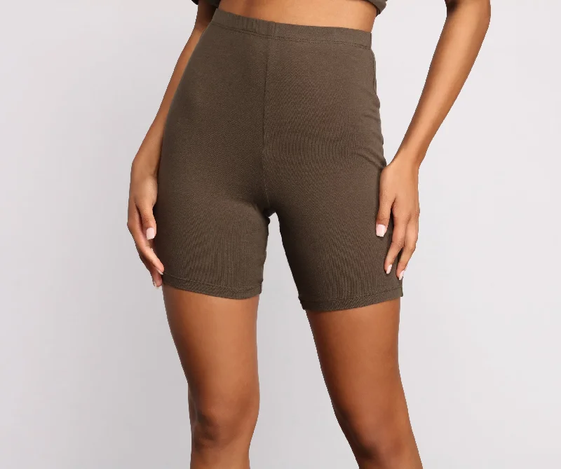 effortless-everyday-biker-shorts-065030187002