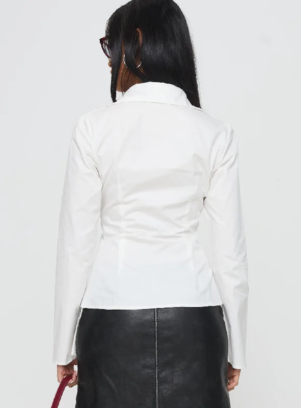 fleiry-long-sleeve-top-white