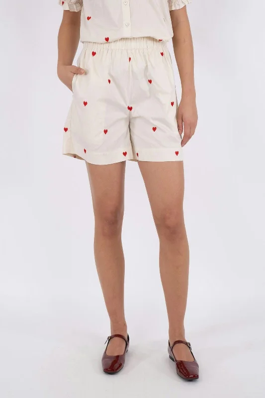 neo-noir-sakuri-hearts-shorts-creme