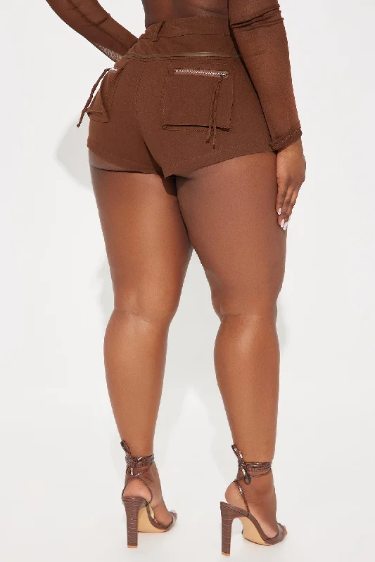 take-me-to-nashville-micro-booty-short-chocolate