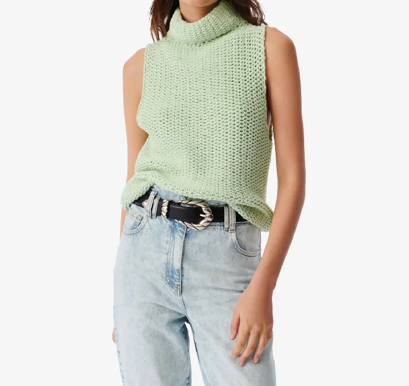 Uliva Stand-Up Collar Tank Top In Light Green