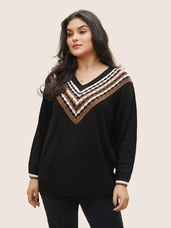 v-contrast-striped-patchwork-knit-pullover